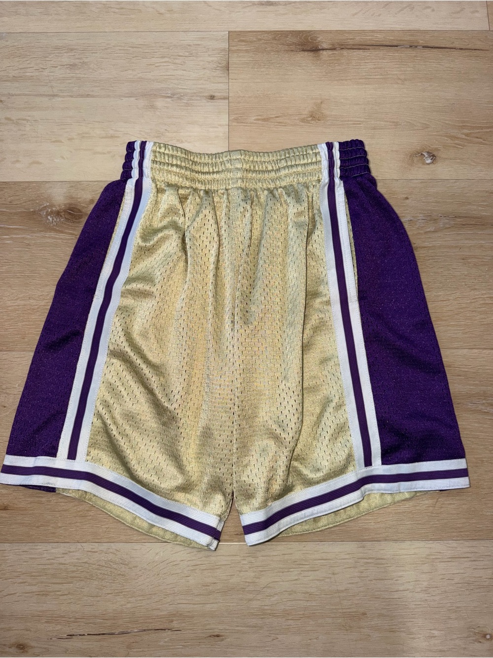 Mitchell & Ness LA Lakers Hardwood Classics Swingman Shorts M